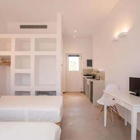 Daire Deluxe Maisonette With Private Jacuzzi