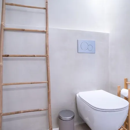 Daire Deluxe Maisonette With Private Jacuzzi *